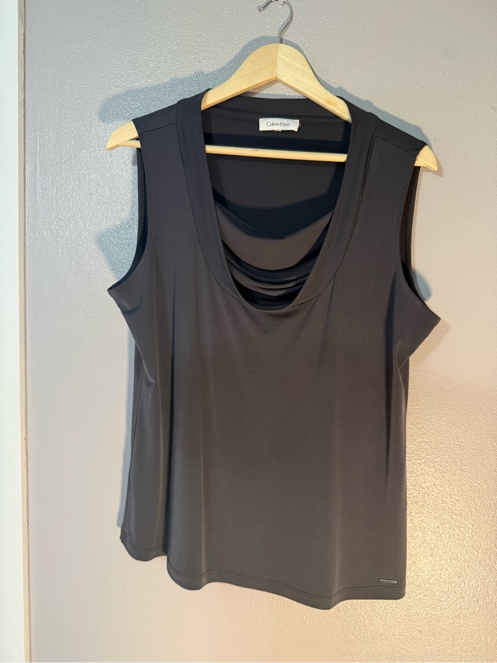 Calvin Klein Black Sleeveless Layered Scoop Neck Tank